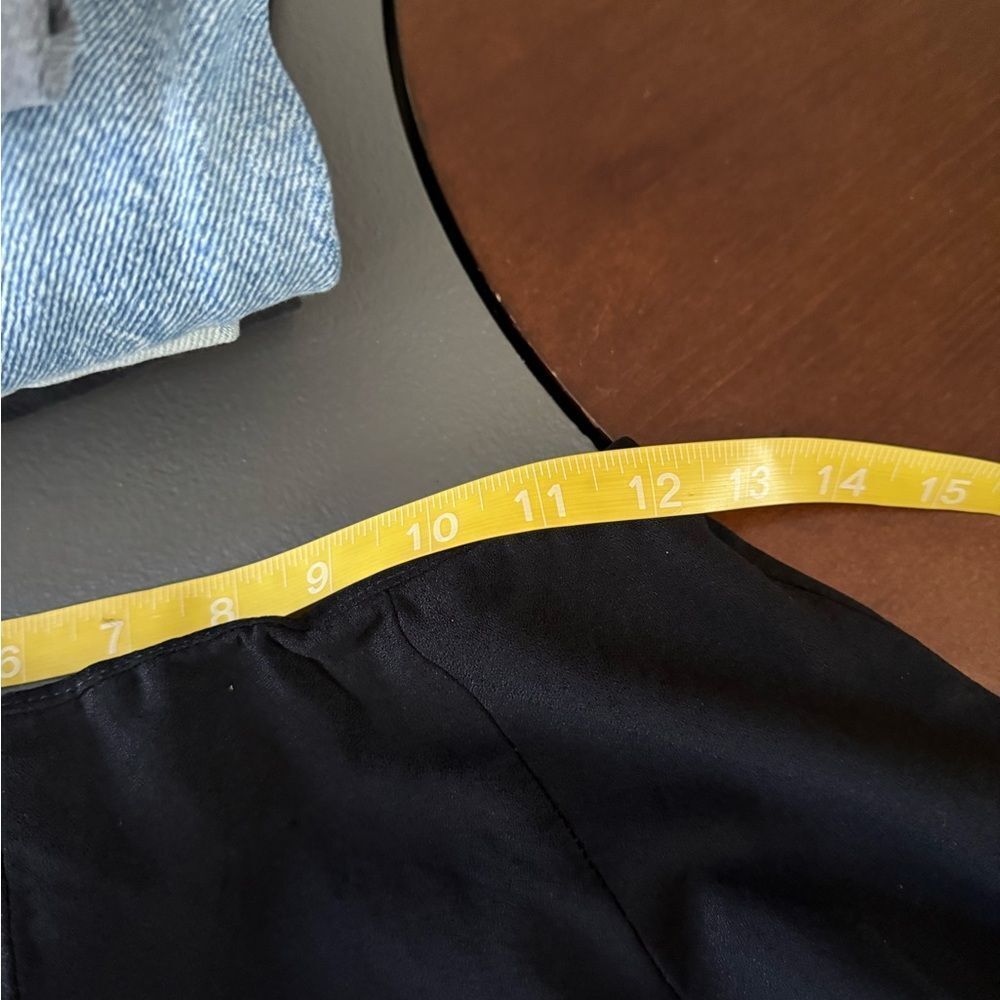 Black Circle Mini Skirt Size Small - Picture 5 of 6